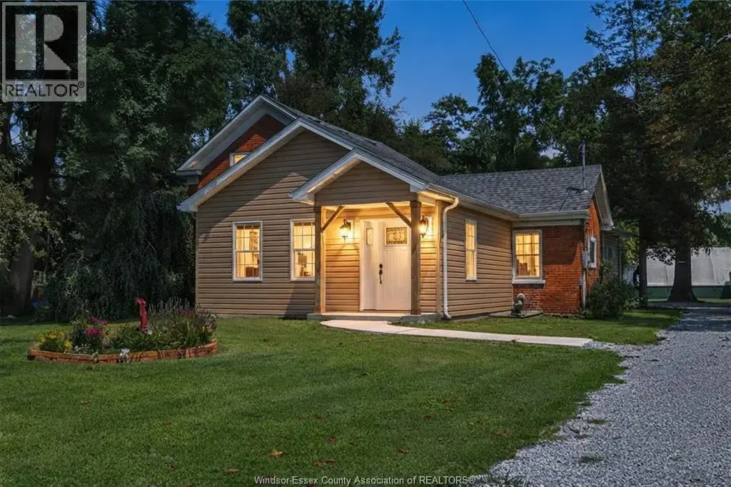 458 County Rd 34 West, Kingsville
