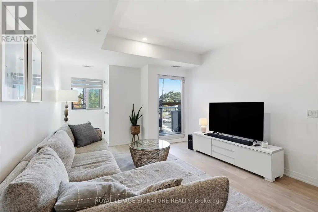 205 - 408 Browns Line, Toronto (Alderwood)