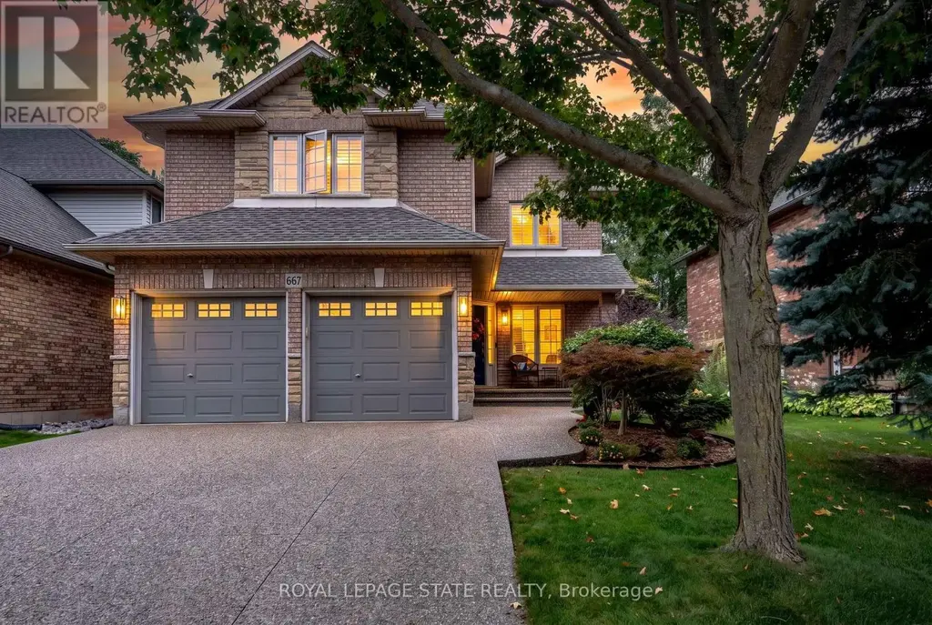 667 Sandcherry Drive, Burlington (Bayview)