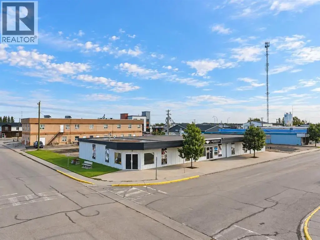 10014 100 Ave, La Crete
