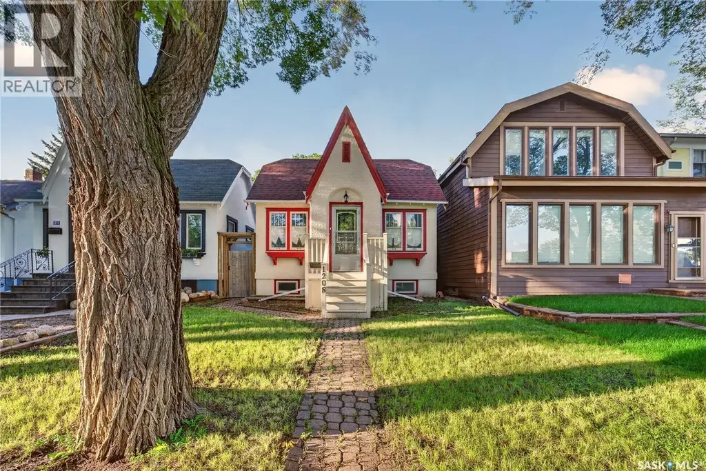 1208 College Avenue, Regina