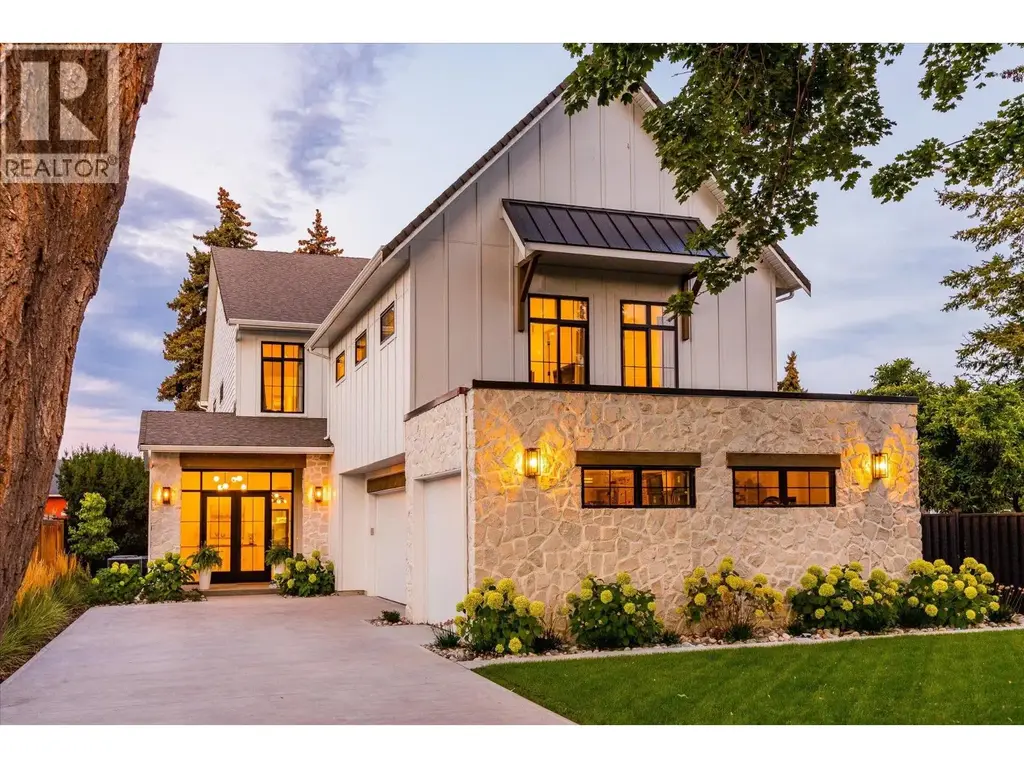 2053 Long Street, Kelowna