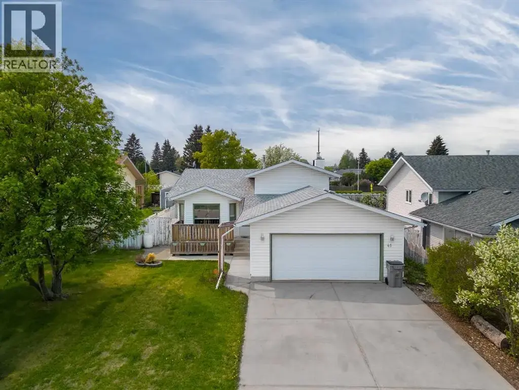 41 Lyons Crescent, Whitecourt
