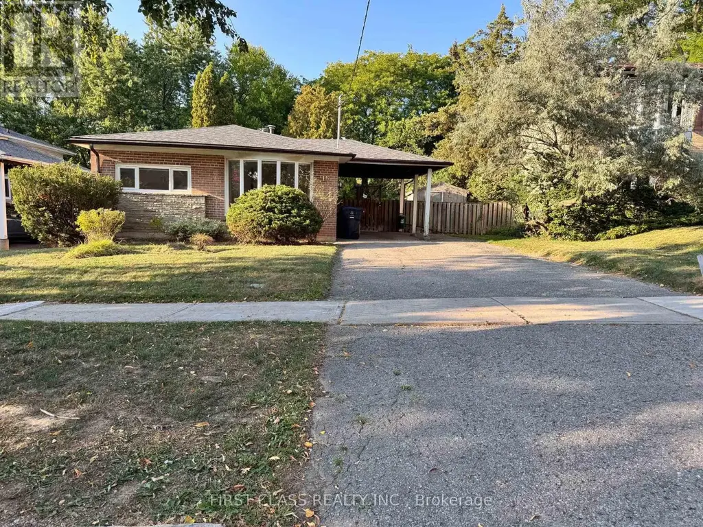 16 Trailside Drive, Toronto (Don Valley Village)