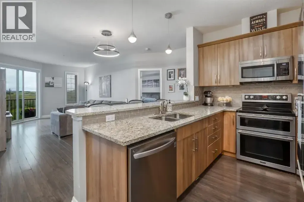 2203, 15 Sunset Square, Cochrane