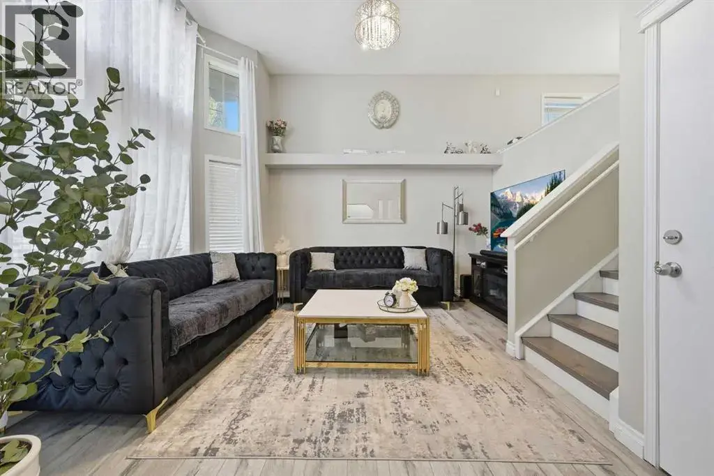 22 Anaheim Bay Ne, Calgary