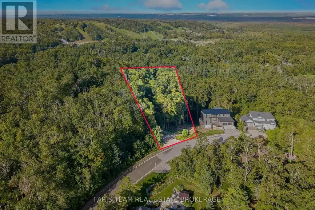 3 Valleycrest Drive, Oro-Medonte (Horseshoe Valley)