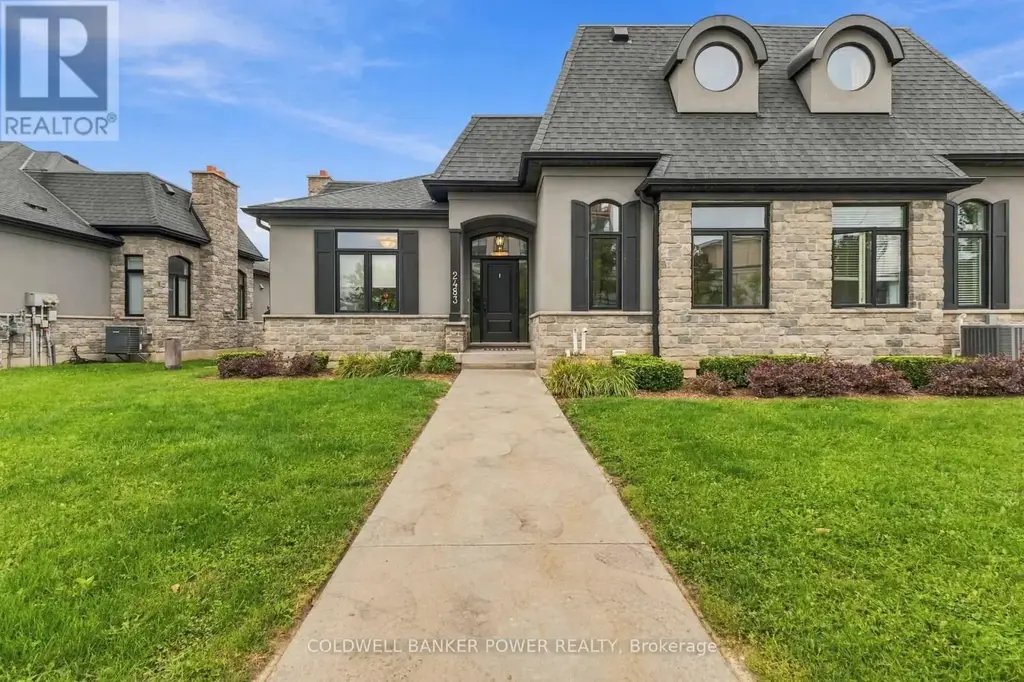 2483 Meadowlands Way, London North (North R)