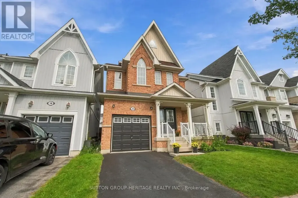 36 Mildenhall Place, Whitby (Brooklin)