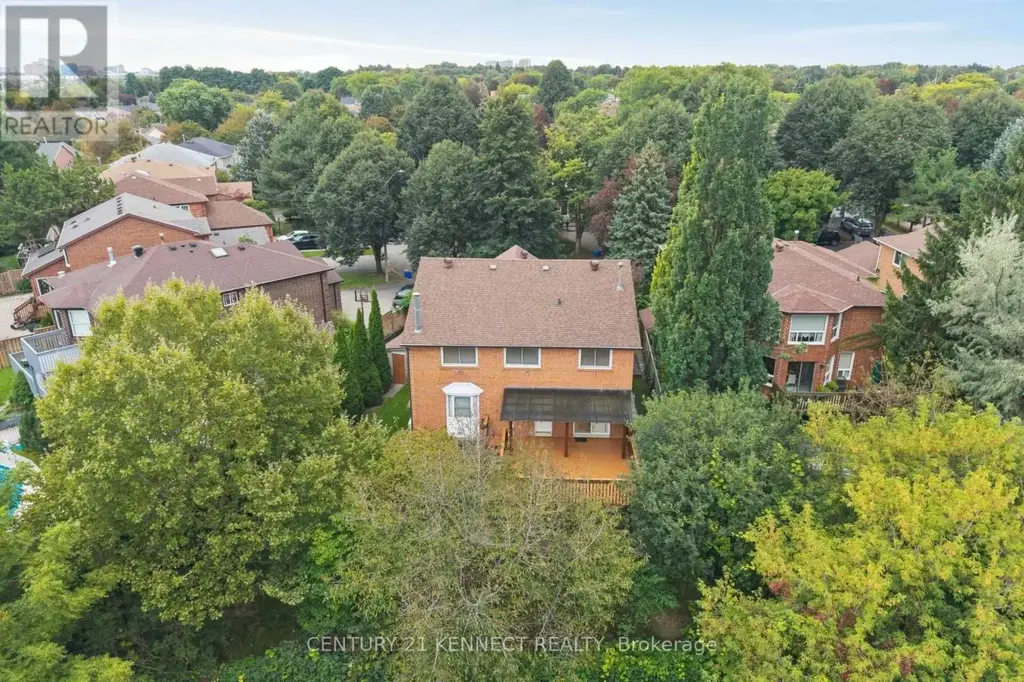38 Rosemount Avenue, Markham (Thornlea)