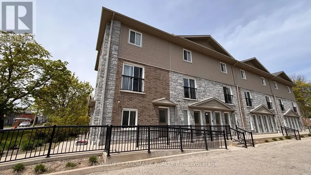 1 - 122 Courtland Avenue E, Kitchener