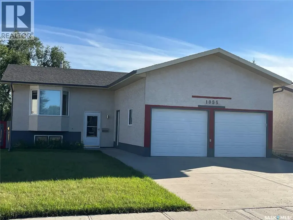 1055 Kenderdine Drive N, Regina