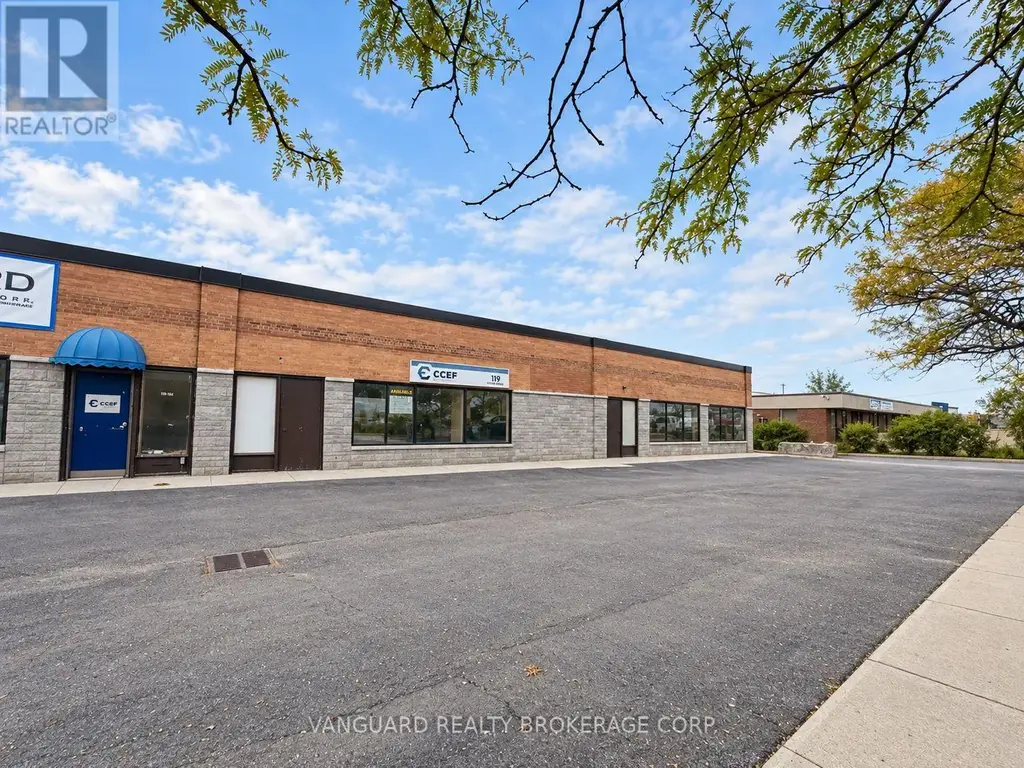 119 Toryork Drive, Toronto (Humber Summit)