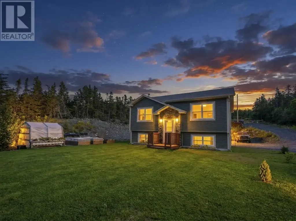 2 Max's Lane, Whiteway