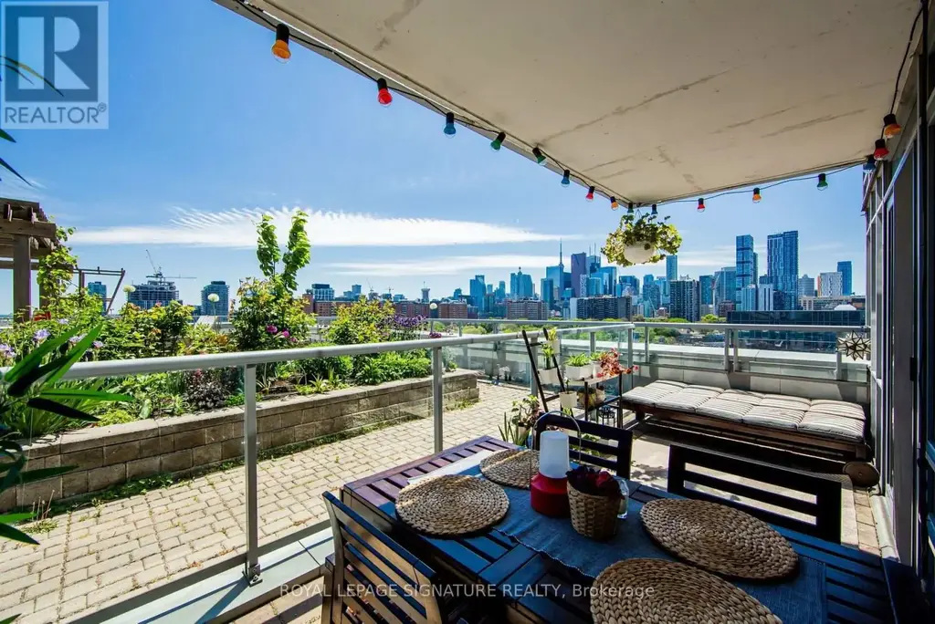 1007 - 25 Cole Street, Toronto (Regent Park)