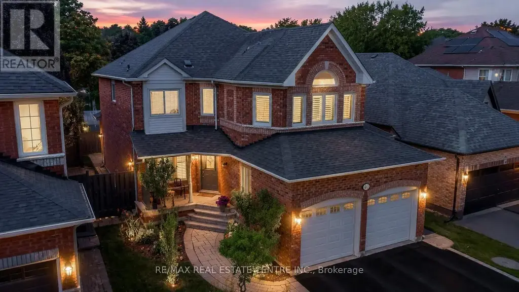 40 Hepburn Crescent N, Halton Hills (Georgetown)