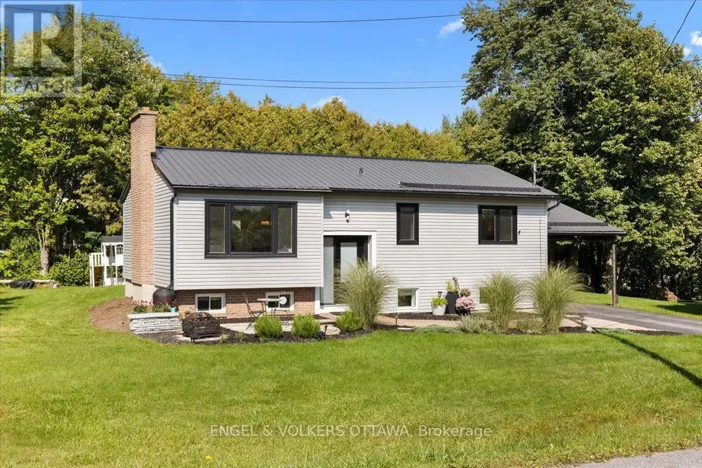 1393 Sutherland Drive, Ottawa