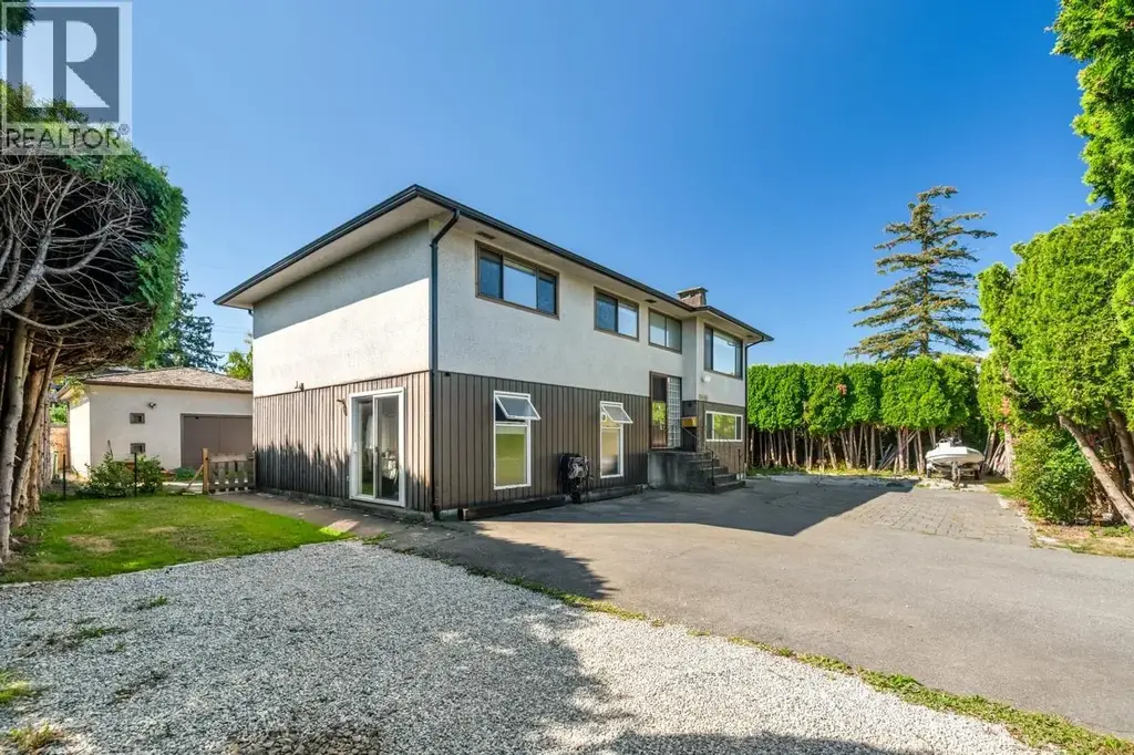 10440 Aintree Crescent, Richmond