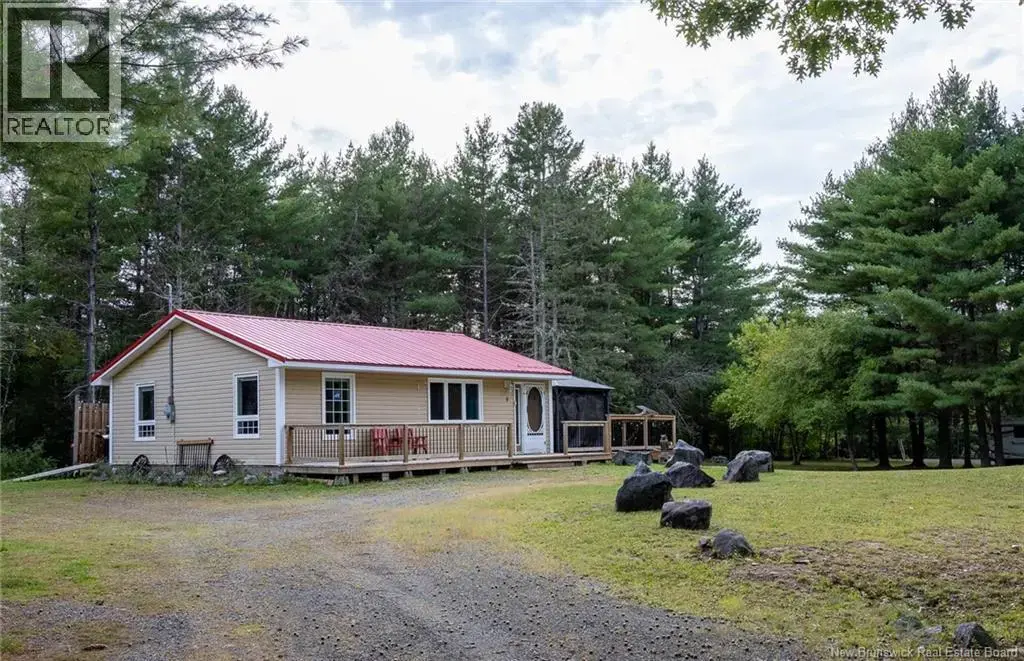 6 Bay Street, Cambridge-Narrows