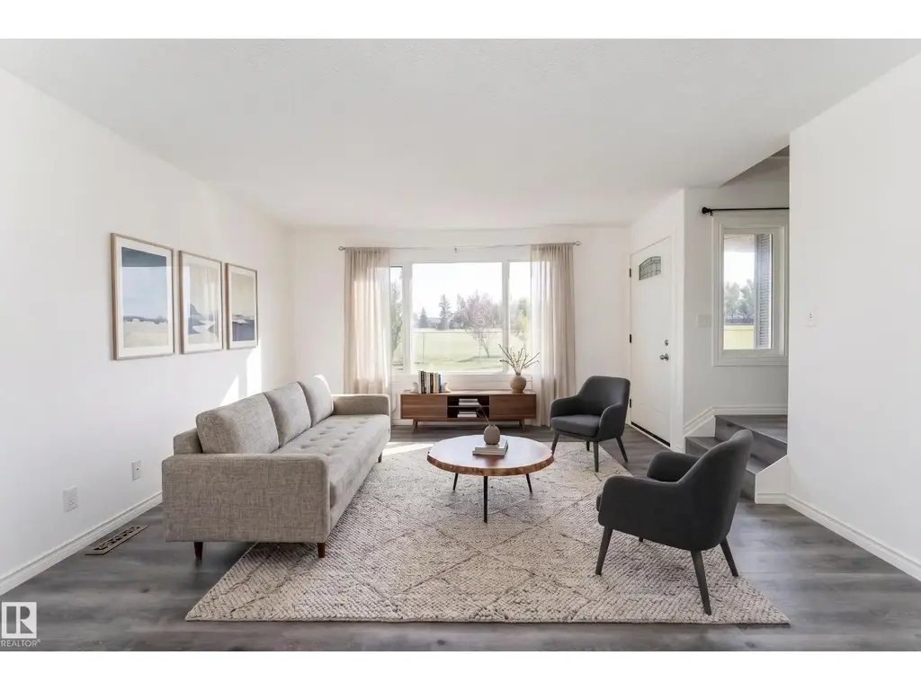 11363 22 Av Nw, Edmonton