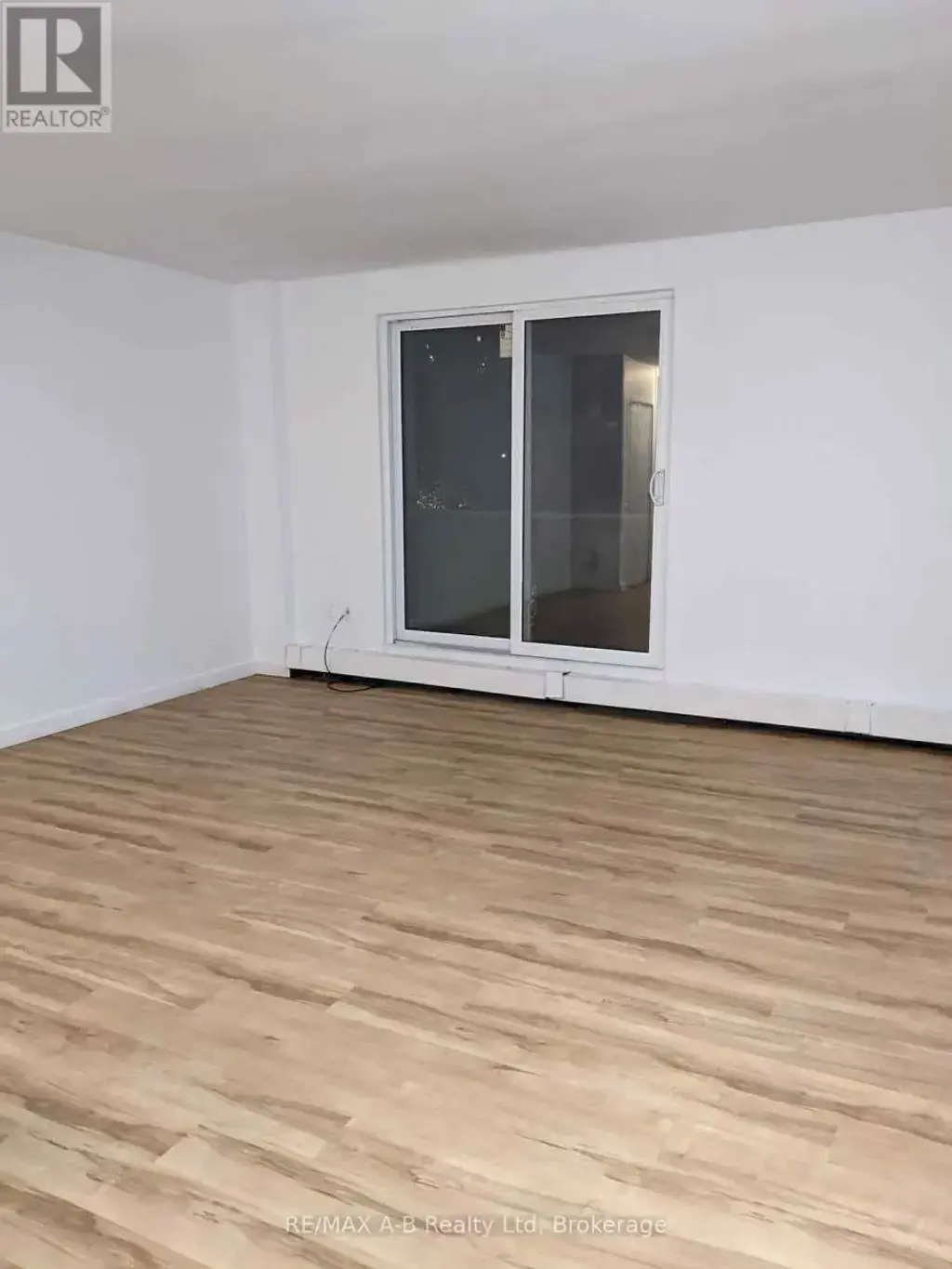 310 - 563 Mornington Avenue E, London East (East A)