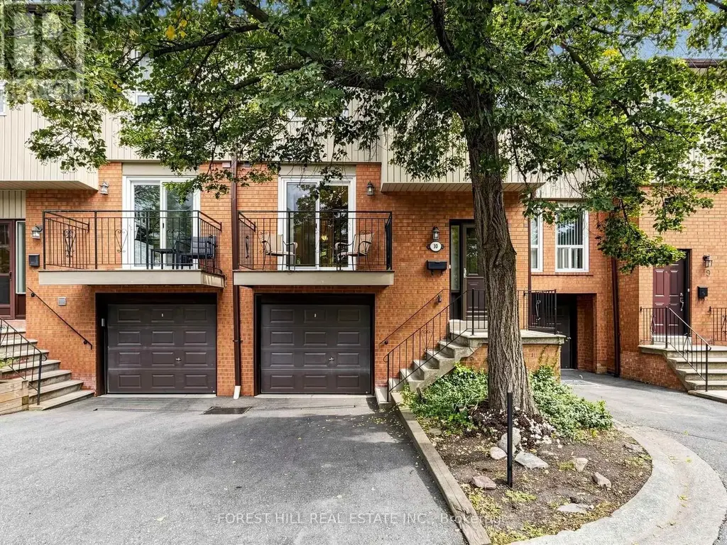 10 - 725 Vermouth Avenue, Mississauga (Mississauga Valleys)
