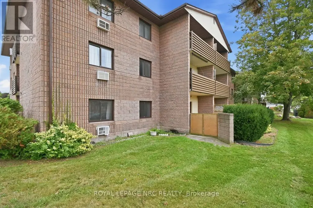 106 - 72 Main Street E, Port Colborne (Main Street)