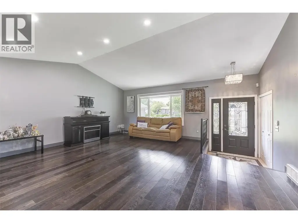 1852 Crossglen Court, Kelowna