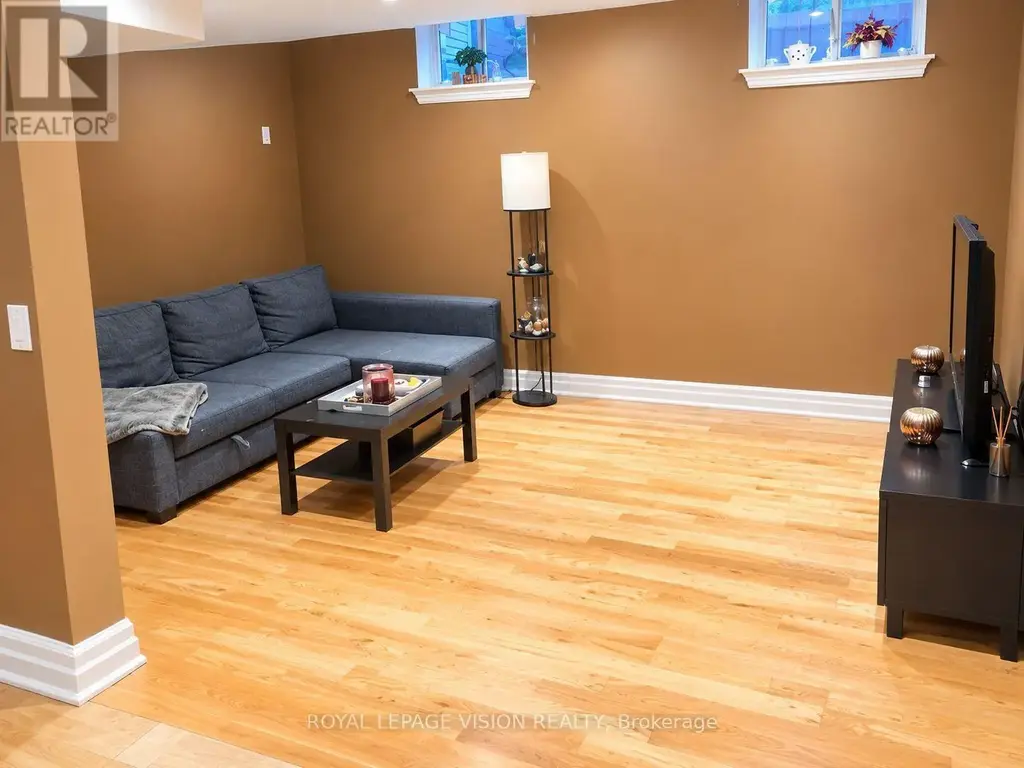 91 Magpie Crescent, Vaughan (Vellore Village)