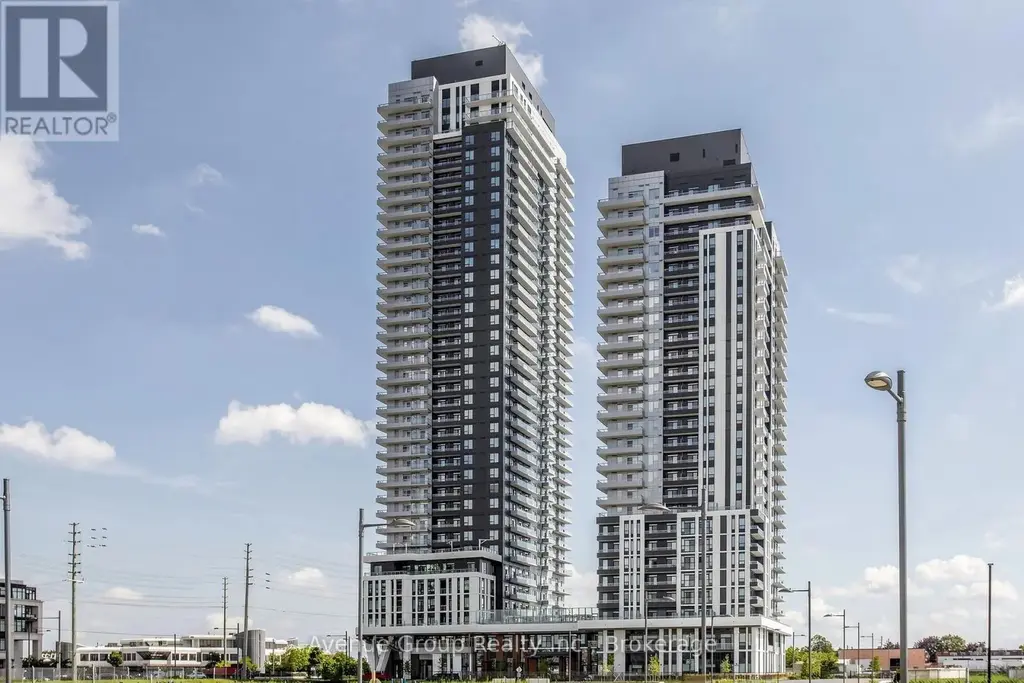 1809 - 21 Meadowdale Road, Vaughan (Concord)