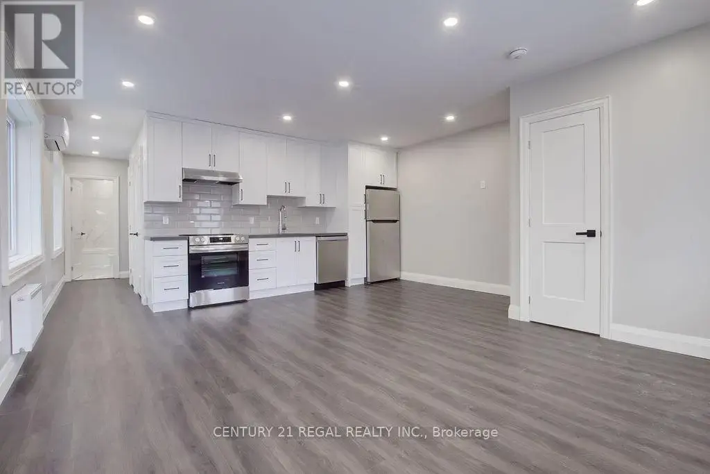 A - 276 Atlas Avenue, Toronto (Oakwood Village)