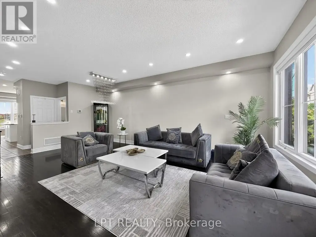 44 Cedar Lake Crescent, Brampton (Bram West)