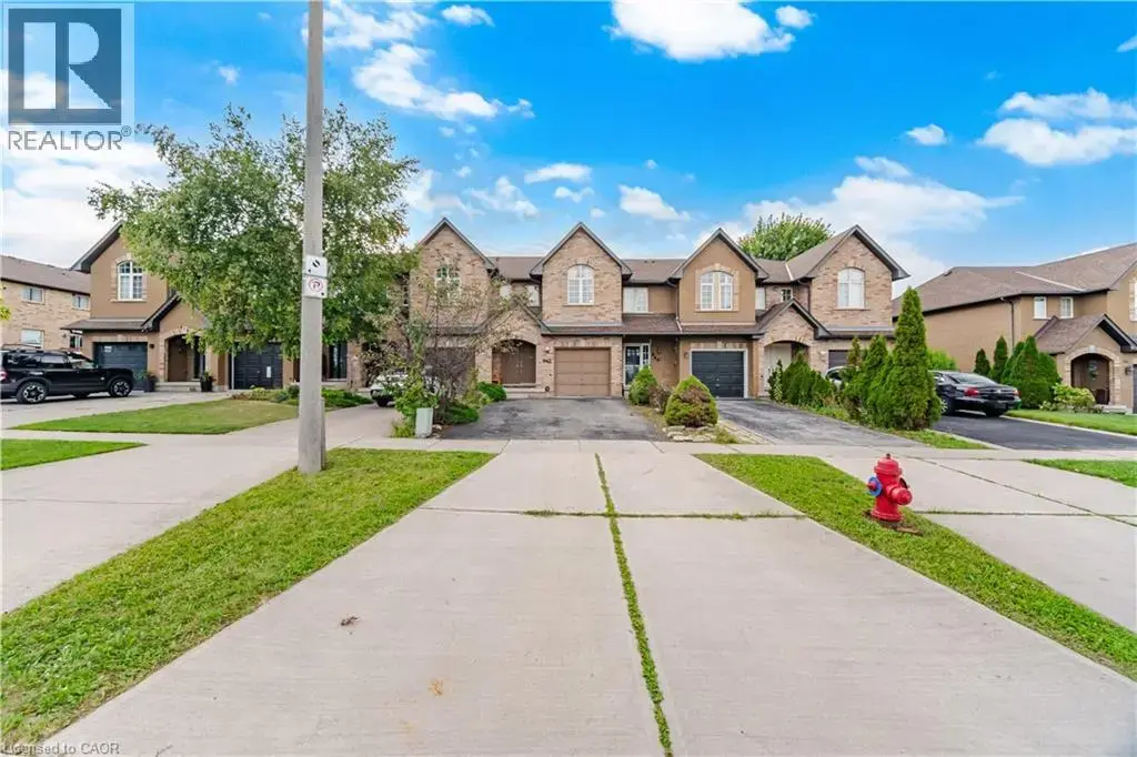 842 Upper Kenilworth Avenue, Hamilton