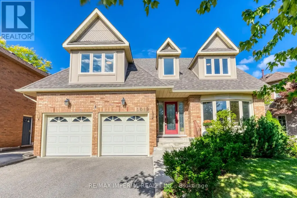 1089 Glen Valley Road, Oakville (WT West Oak Trails)