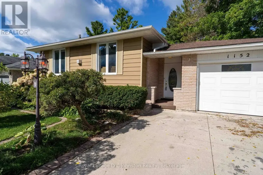 1152 Wellington Street, Saugeen Shores