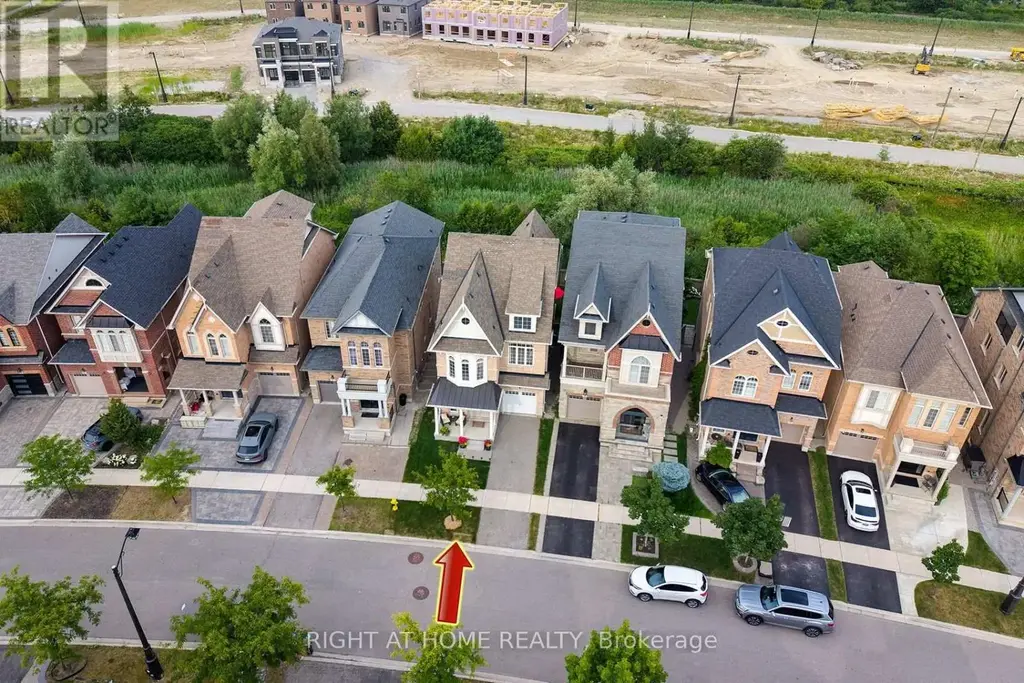 43 Hopewell Street, Vaughan (Kleinburg)