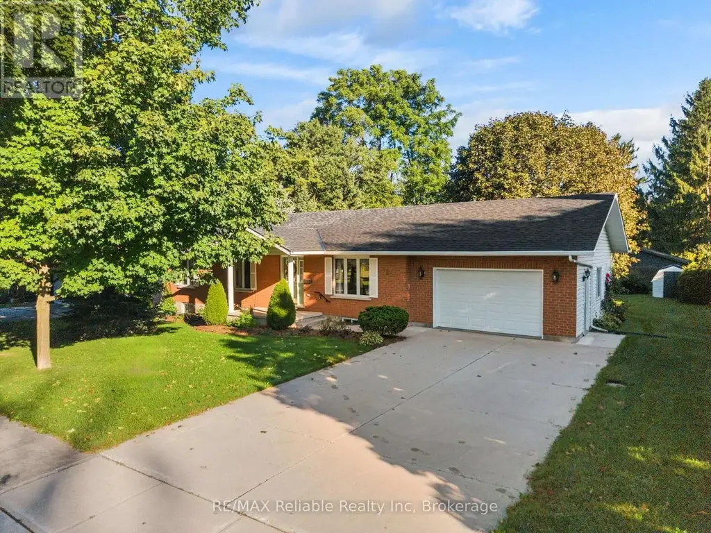 183 Spencer Street, Central Huron (Clinton)