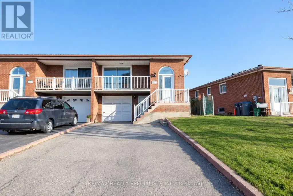 Upper - 4279 Woodington Drive, Mississauga (Rathwood)