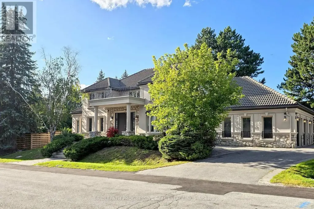 2 Thornlea Court, Markham (Thornhill)