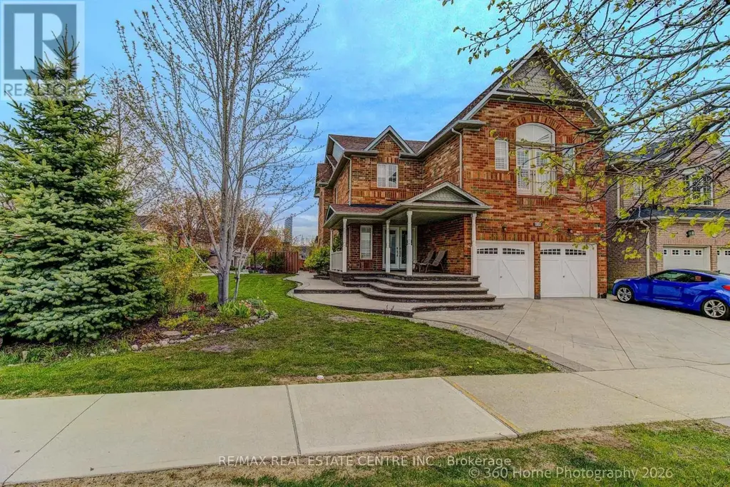 806 White Clover Way, Mississauga (East Credit)