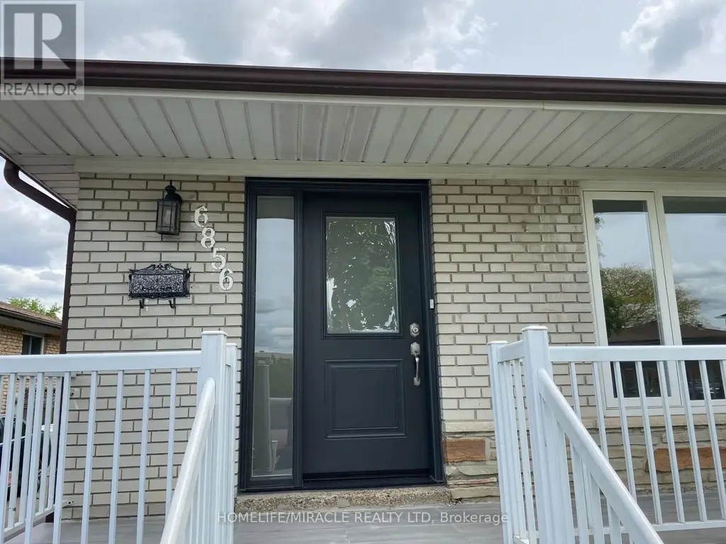 6856 Darcel Avenue, Mississauga (Malton)