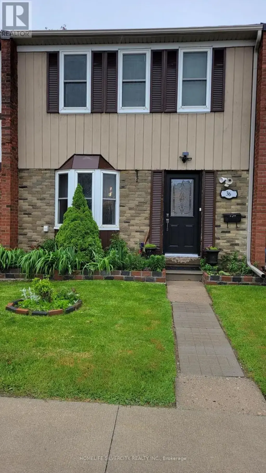 36 - 900 Central Park Drive, Brampton (Northgate)