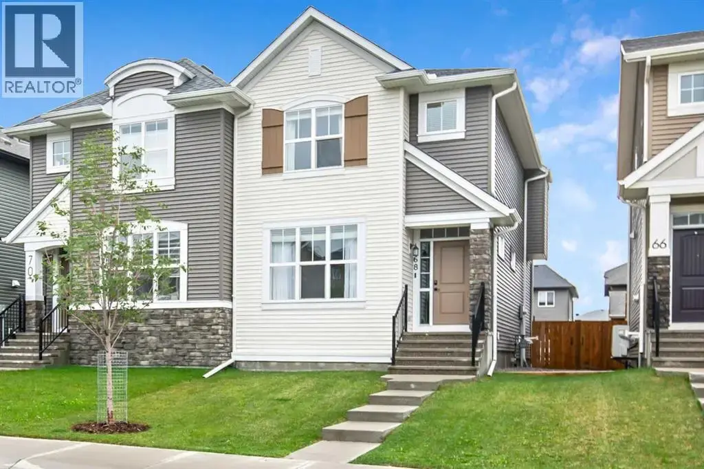 68 Wolf Gate, Okotoks