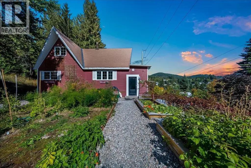 1398 Victoria Avenue, Rossland