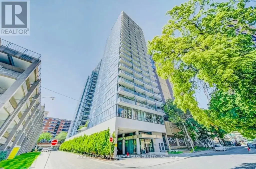906 - 210 Simcoe Street, Toronto (Kensington-Chinatown)