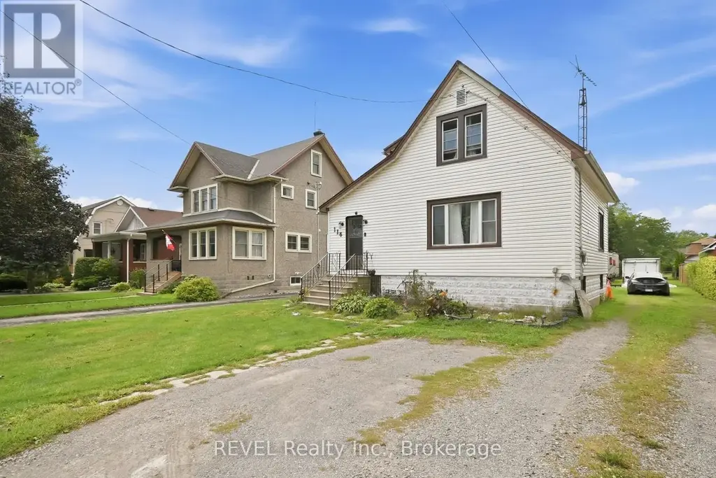 116 Steele Street, Port Colborne (Sugarloaf)