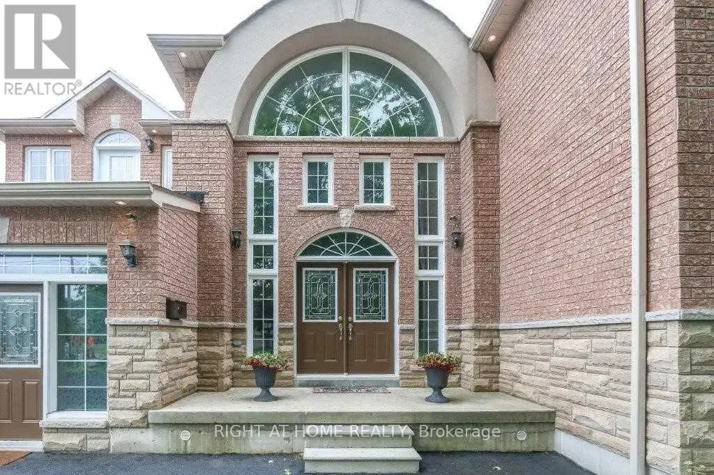 4441 Lawrence Avenue E, Toronto (West Hill)