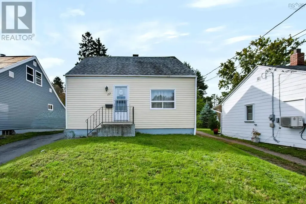 17 East Pleasant Street, Amherst