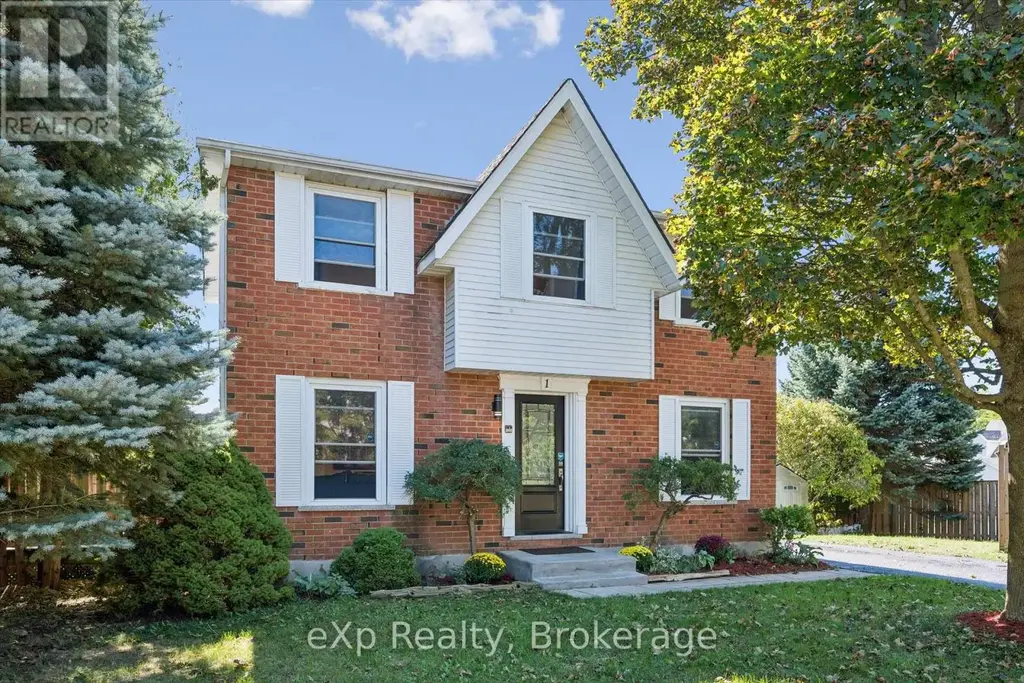 1 Chesterton Lane, Guelph (Grange Road)