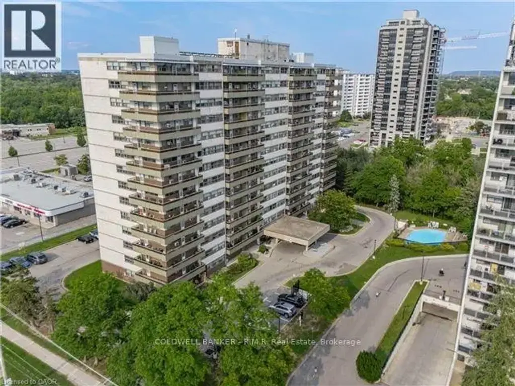 310 - 215 Glenridge Avenue E, St. Catharines (Glendale/Glenridge)